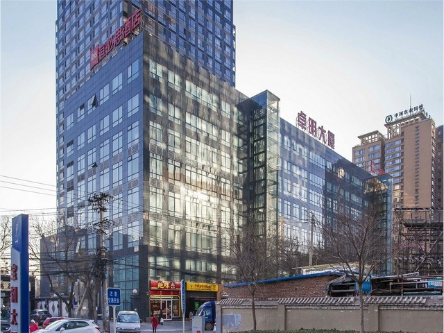 武威穿梭式仓储货架生产厂家直销